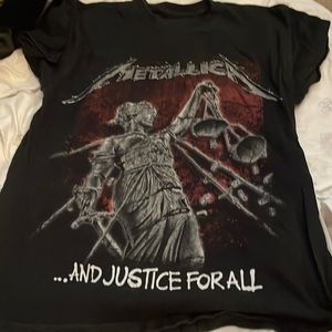 Metallica graphic tee